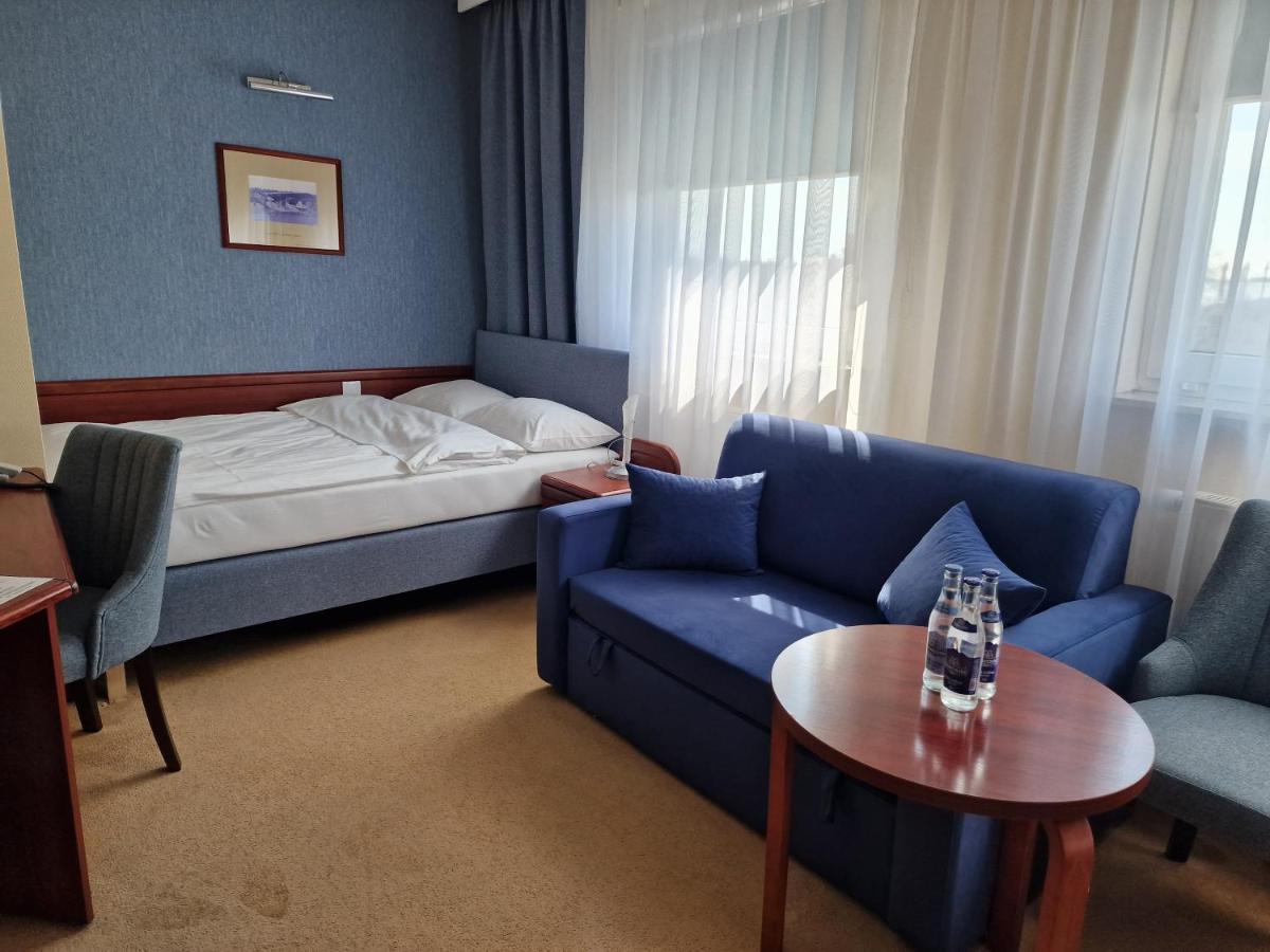 Hotel Polski Mielec Esterno foto